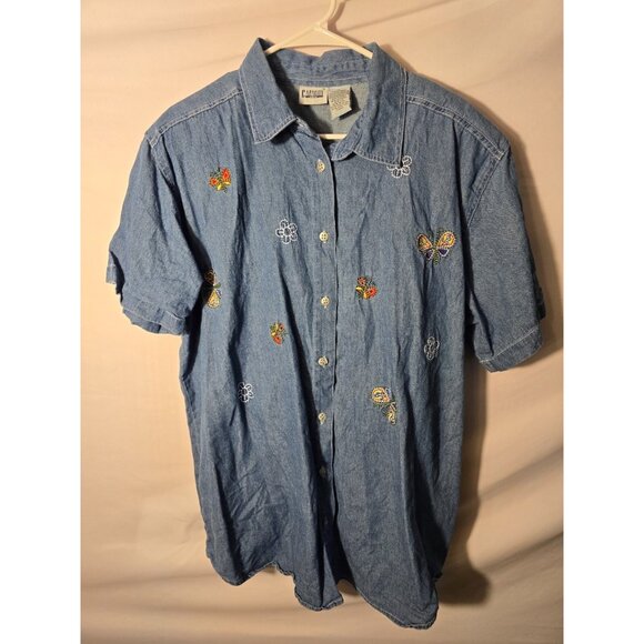 Capacity Woman Womens Plus Size 2X Denim Jean Shirt Short Sleeve Butterfly - Picture 1 of 3